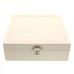 Ékszertartó doboz fehér színben, 25,5x9x25,5cm