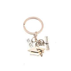 Diplomaosztó kulcstartó, ezüst szín