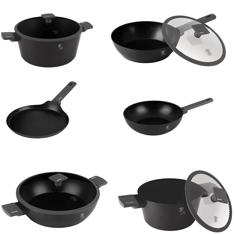 Antracit színvilágú edények a konyhában