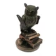 Füles bagoly könyvekkel, bronz hatású polyresin szobor, 15x23x14cm